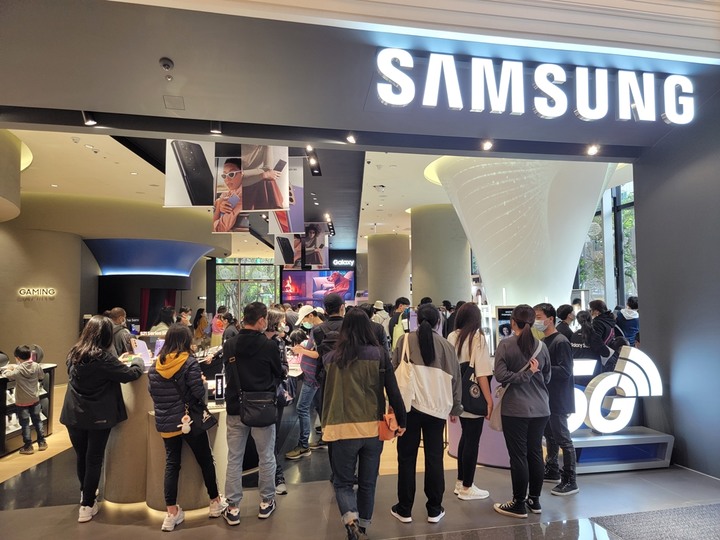 點我看大圖 Samsung I BTS 微風南山旗艦體驗館 活動記錄