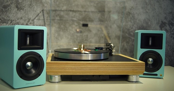 [開箱]疫情下的小確幸 升級了我的音響 Airpulse A80 + Amari LP-18