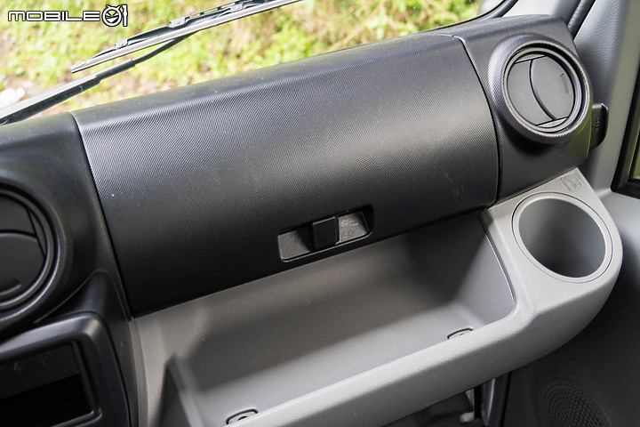HINO 200 試駕｜誰都能駕馭的輕鬆好開三噸半
