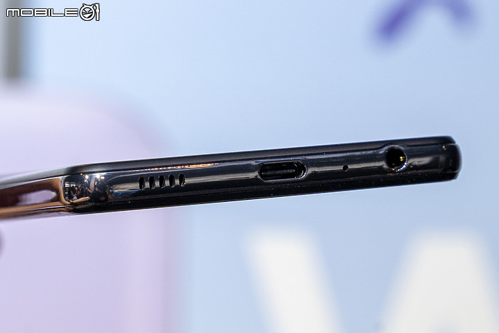 三星Galaxy A52 5G登台 防水、120Hz螢幕售13,990元起