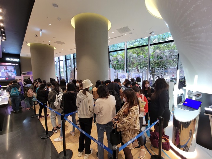 點我看大圖 Samsung I BTS 微風南山旗艦體驗館 活動記錄