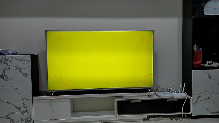 痛苦的[Momo購物] Philips 飛利浦70吋4K 70PUH7374 電視 開箱 心得