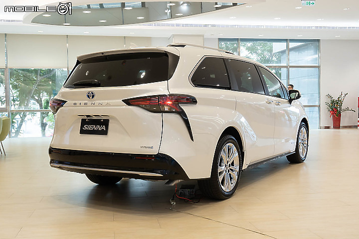 【國內新訊】Toyota大改款Sienna正式發表,導入2.5升油電、TSS 2.0智駕輔助自222萬元起!