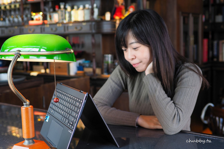 ASUS ZenBook Flip S真的好適合女生喔！UX371EA