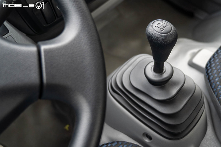 HINO 200 試駕|誰都能駕馭的輕鬆好開三噸半