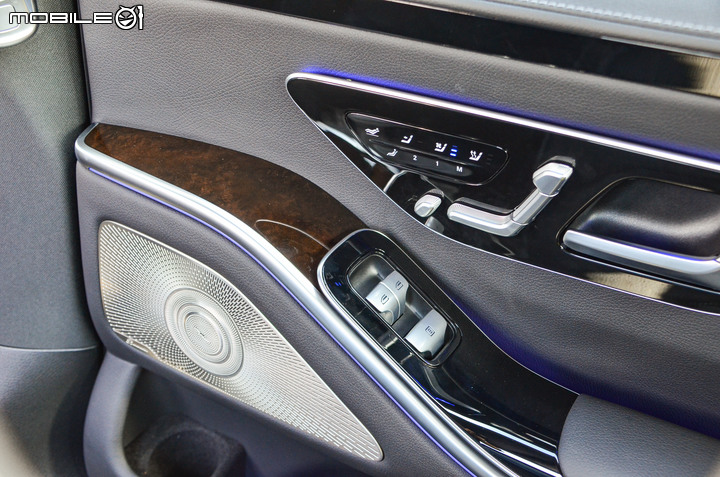 Mercedes-Benz S-Class (W223) 國內首試,身手靈活的時尚旗艦!