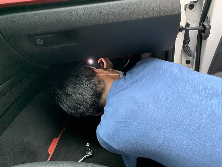 找間店換冷氣濾網好難 _車麗屋新竹中華店篇