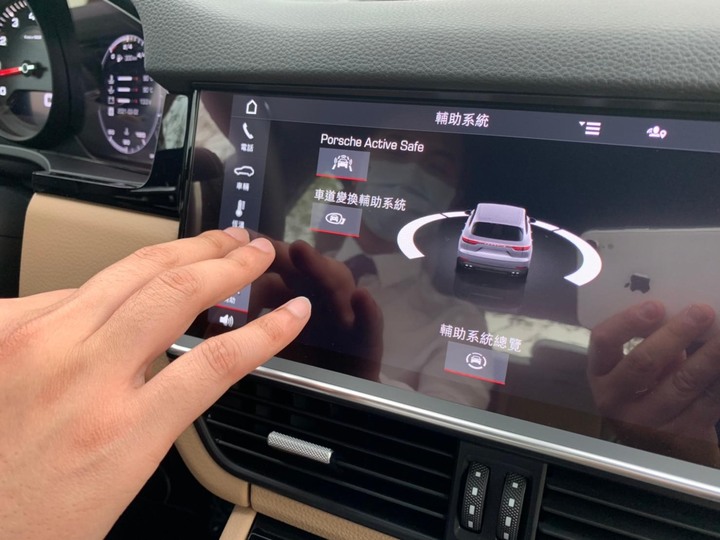 太座視角裡的Cayenne Coupe vs Cayenne