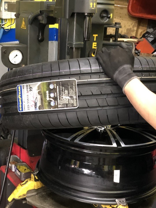 固特異 Goodyear Eagle F1 Asymmetric 3(F1A3 SUV)使用心得