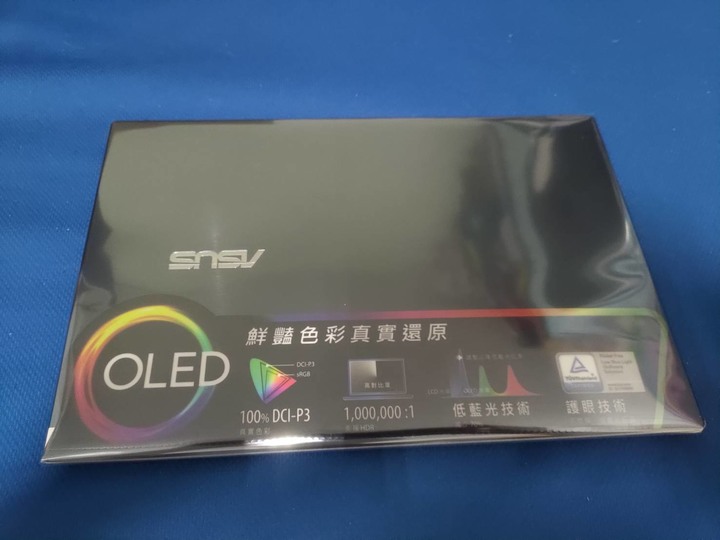 點我看大圖 ASUS ZenBook 13 UM325UA 隨手開箱