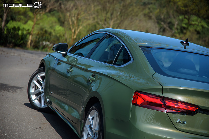 Audi小改款A5 Sportback 40 TFSI S line試駕|實用又有型,動力再添輕油電系統輔助!