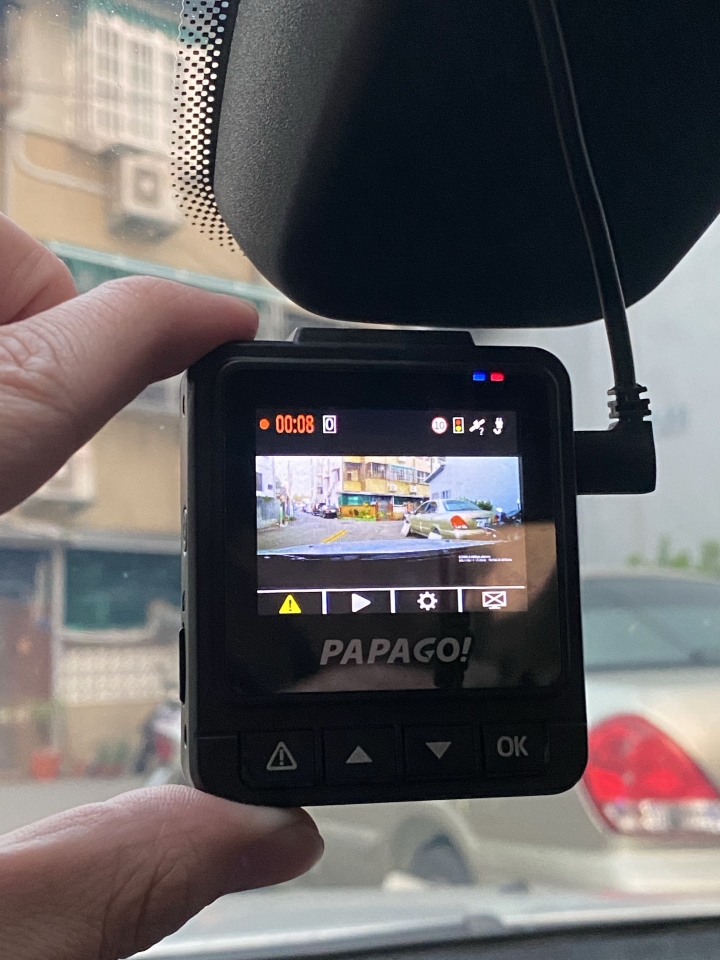 Garmin 46D 開箱，Papago 530g關箱