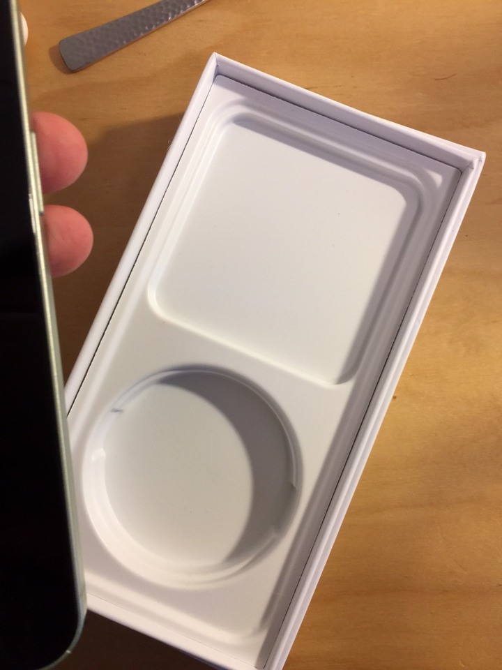 (已退款)(暫未知懸案) 太扯!Pchome24h 買到iphone12 山寨假貨手機