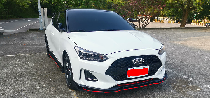 點我看大圖 Veloster 內裝外觀小小升級!