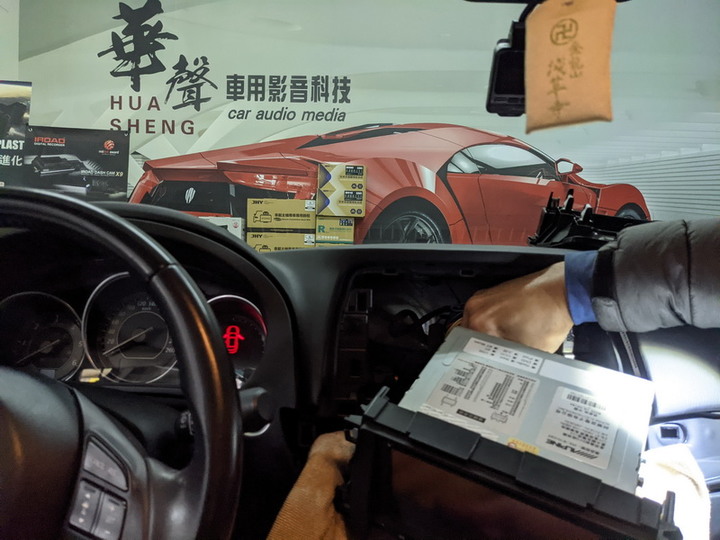 馬6的老機子 - ALPINE INE-W701EBT 重生了!