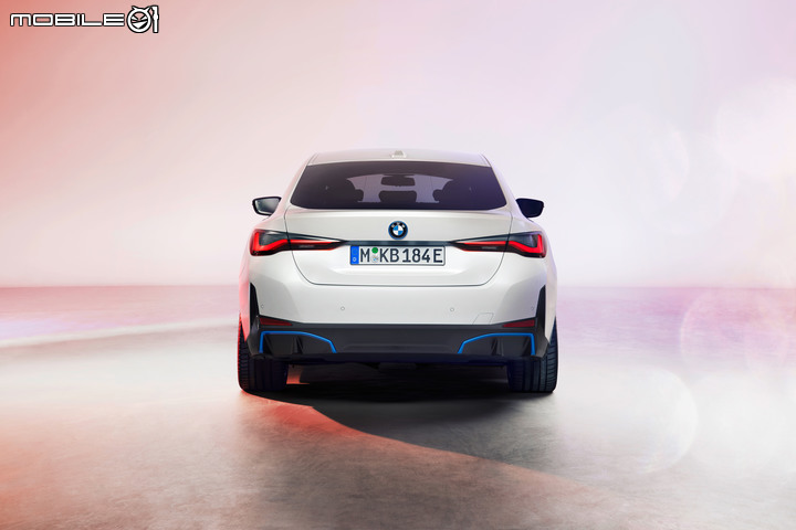 【海外新訊】BMW i4外觀首度公開,最大續航里程達590公里!
