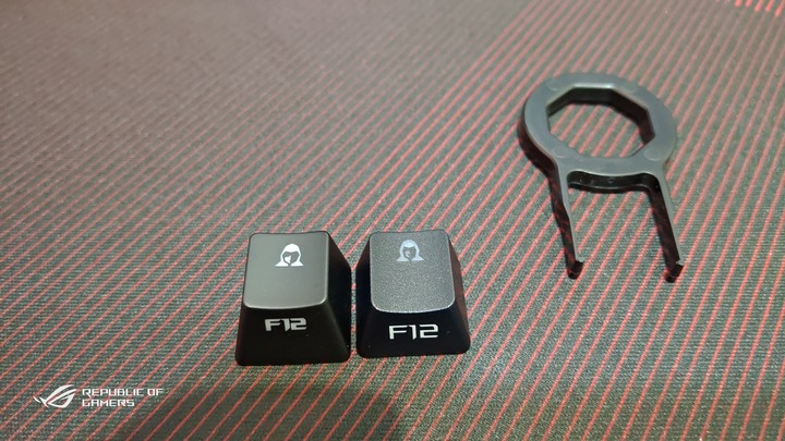 ROG PBT Keycap set鍵帽組(簡單開箱)