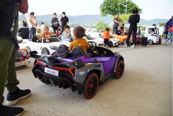 「親子時光」專屬於兒童的車聚
