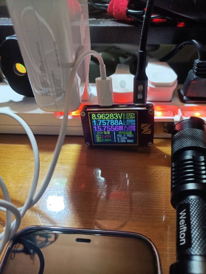 分享一下蘋果充電設備的開箱，Pd,vooc,magsafe,superdart