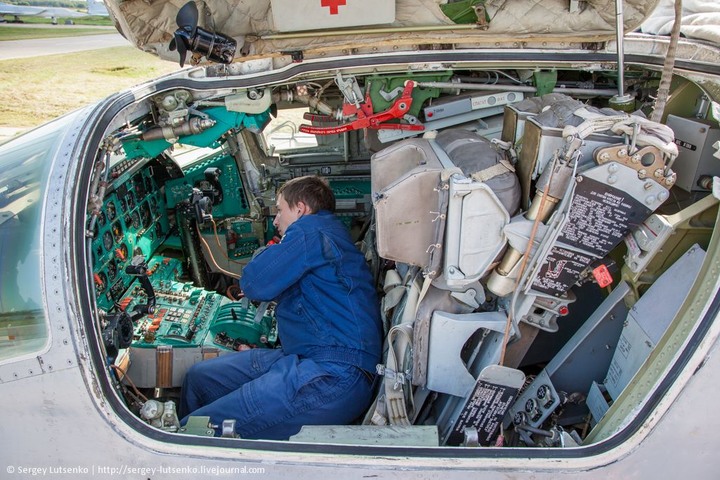 俄羅斯Tu-22M在地面發生死亡意外