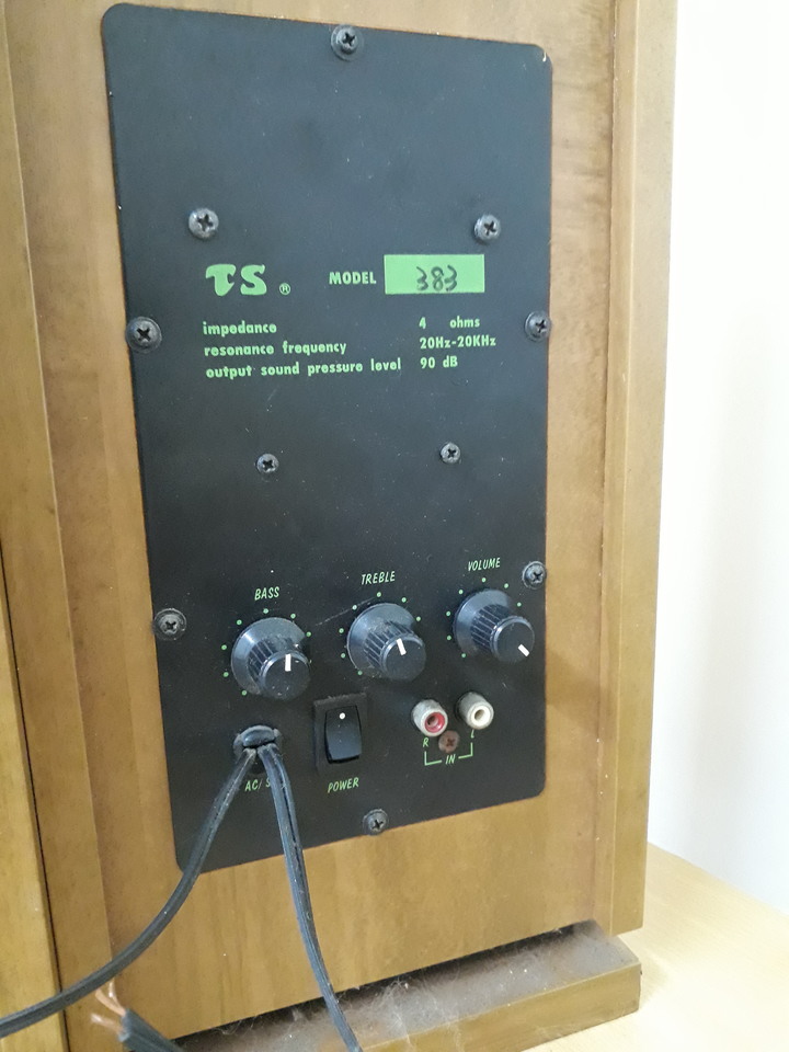 老舊喇叭電源線詢問