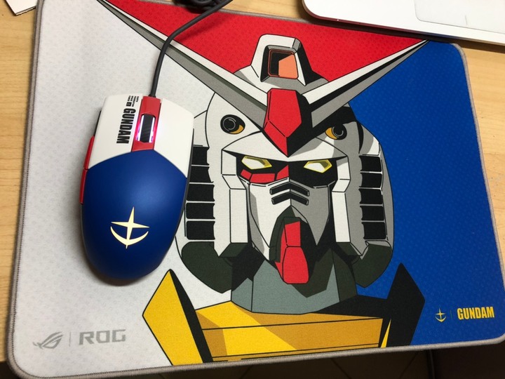 [開箱] ROG STRIX IMPACT II 鋼彈滑鼠