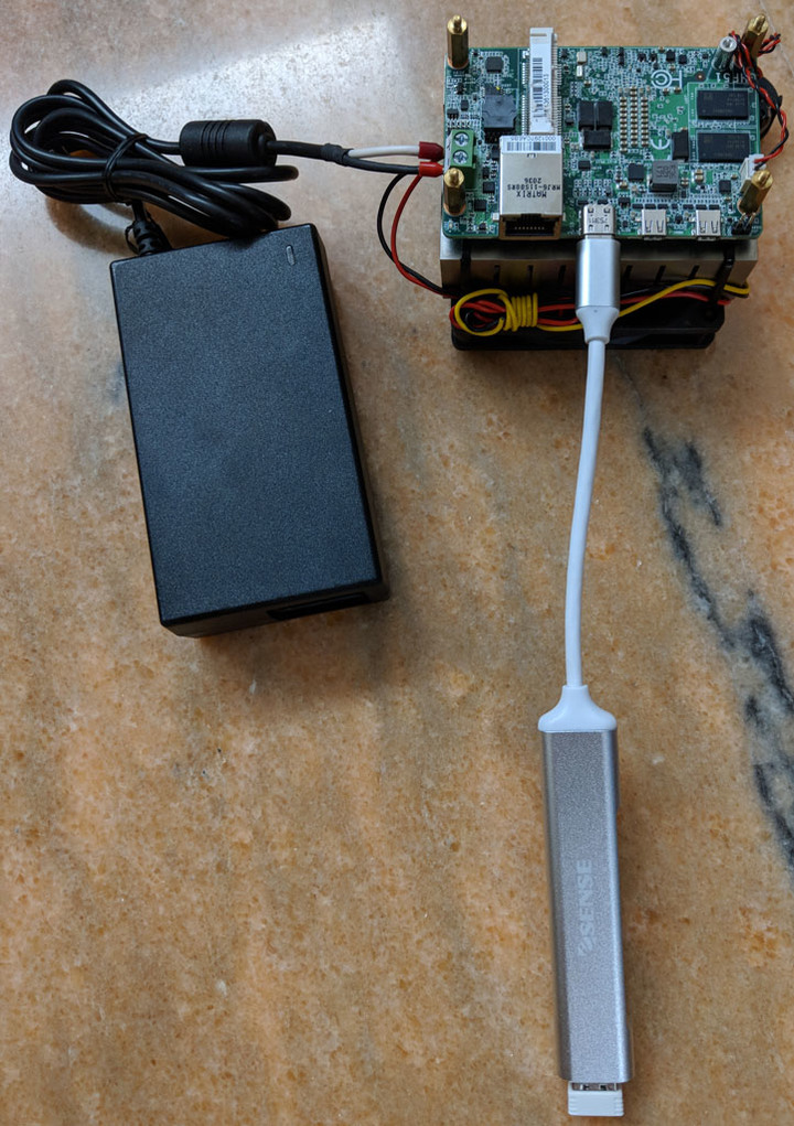 搭載AMD Ryzen的DFI GHF51 1.8吋SBC動手玩