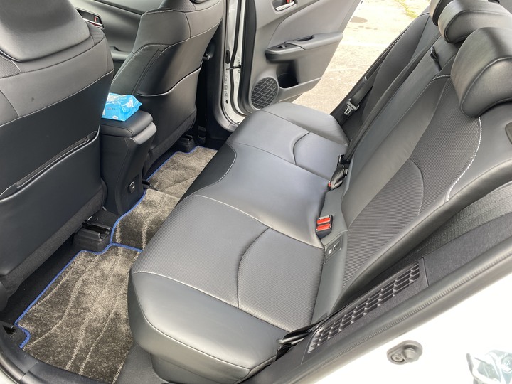 Prius PHV一個月心得,這裡有車友嗎?