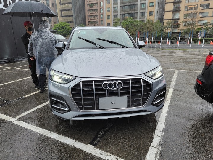 點我看大圖 Audi Q5小改款5色預賞 & 體驗活動分享(圖多)