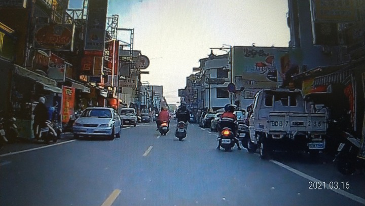 暫停並排停車不等於臨時並排停車？