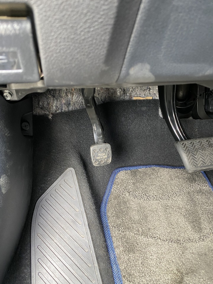Prius PHV一個月心得，這裡有車友嗎？