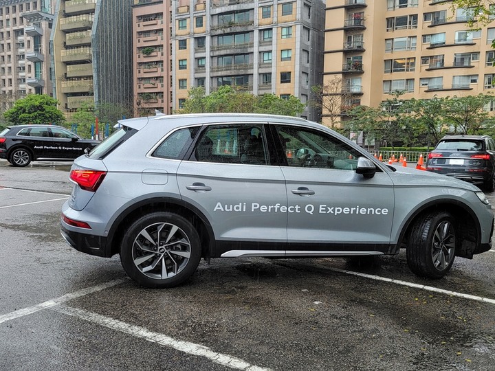 點我看大圖 Audi Q5小改款5色預賞 & 體驗活動分享(圖多)