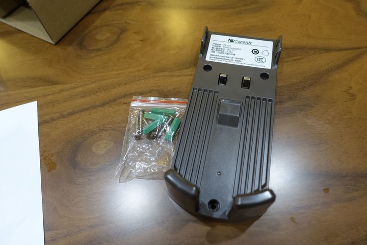 【開箱】物美價廉！萬元不到的超絕神機！Proscenic浦桑尼克P9手持多功能無線吸塵器