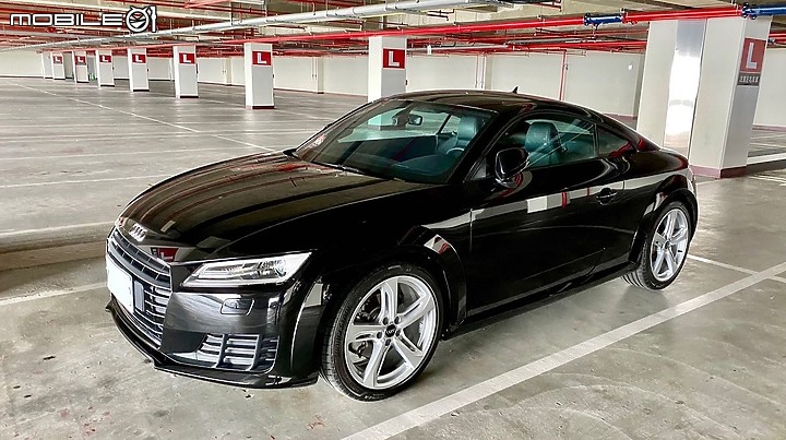 點我看大圖 Audi TT Coupe 45 TFSI quattro 之 Alcantara 麂皮內裝分享