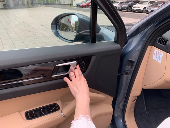太座視角裡的Cayenne Coupe vs Cayenne