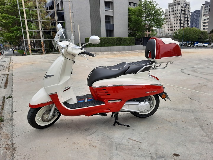 Peugeot Django125開箱分享