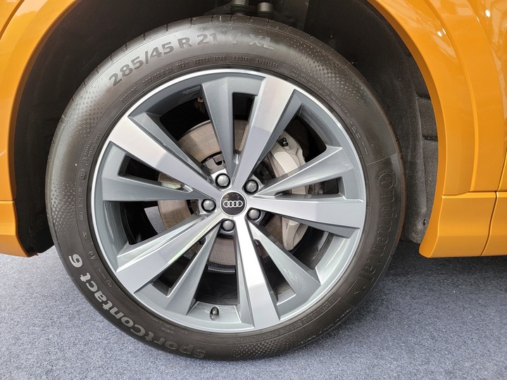 點我看大圖 Audi Q5小改款5色預賞 & 體驗活動分享(圖多)