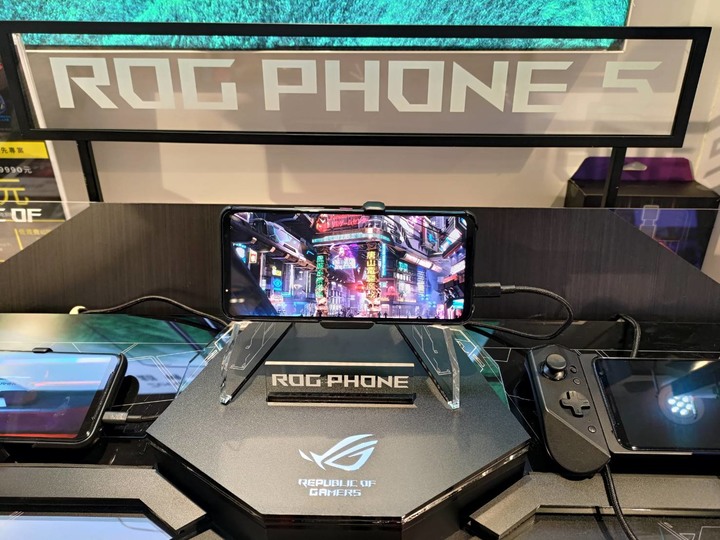 ROG5 展示機心得+華碩預購優惠+忠孝店優惠