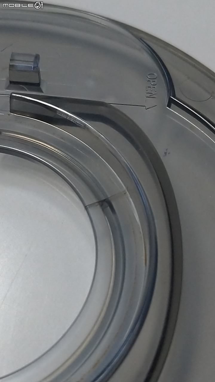oceanrich S3+手沖咖棑機,使用2個月後,咖啡機底座出現裂痕 ?