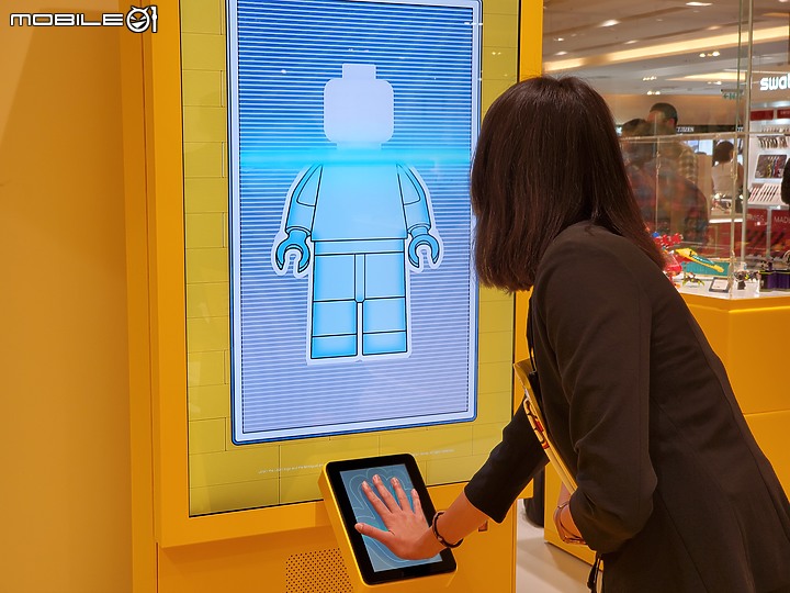 【採訪】Lego樂高授權專賣店進駐台中大遠百,同場加映高美濕地、洲際棒球場等在地化作品!