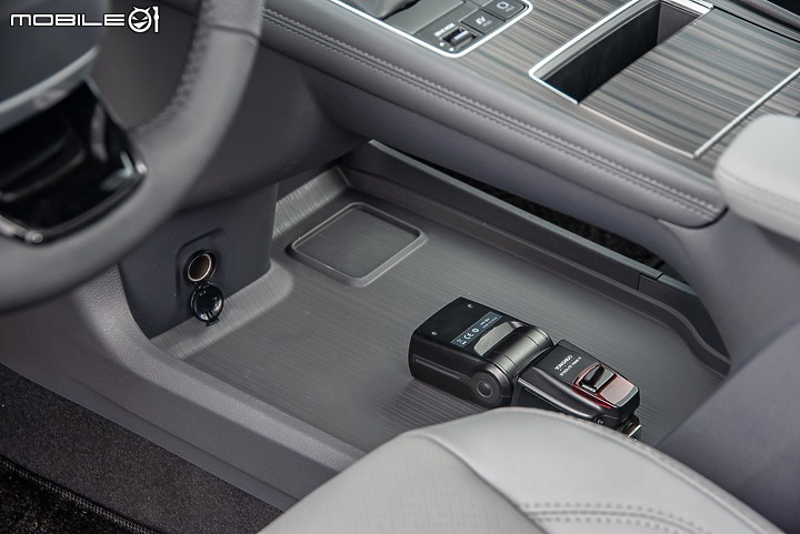 Toyota大改款Sienna鉑金版試駕|動感、舒適、智慧集於一身的超強MPV!