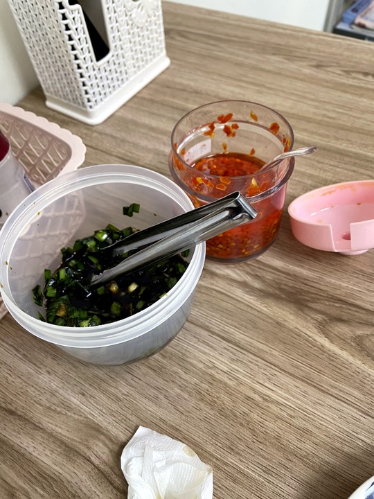 推薦:南京東路五段123巷古早味---豬血湯+炒麵