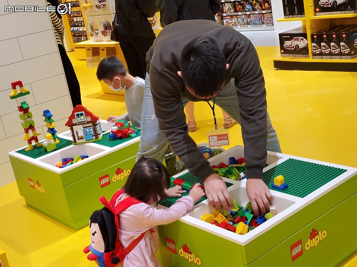 【採訪】Lego樂高授權專賣店進駐台中大遠百,同場加映高美濕地、洲際棒球場等在地化作品!