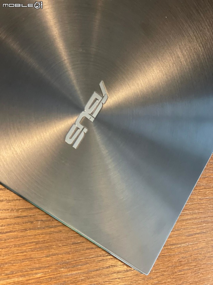 翻轉無極限-UX363開箱