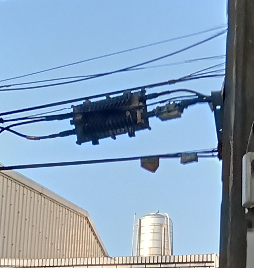 這個是有線電視的光投落點嗎？