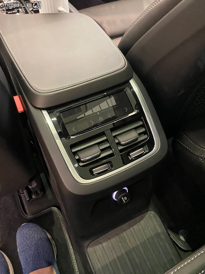 再訪Volvo 試駕XC90 B5M