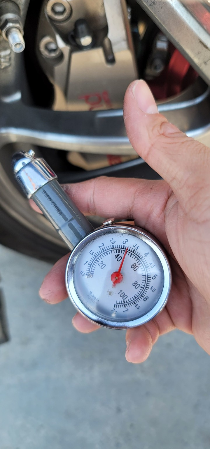 山道愛好者的好夥伴!!超值街胎王對比-Goodyear Eagle F1 SuperSport & Bridgestone S007A