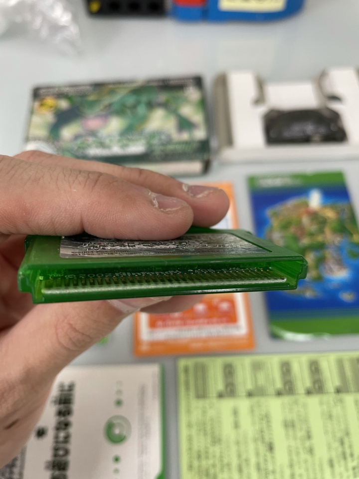 GBA主機&amp;神奇寶貝綠寶石卡帶 開箱