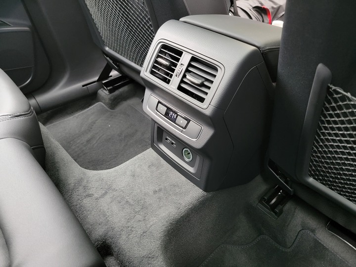 點我看大圖 Audi Q5小改款5色預賞 & 體驗活動分享(圖多)