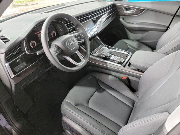 點我看大圖 Audi Q5小改款5色預賞 & 體驗活動分享(圖多)